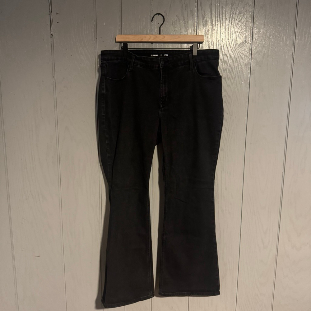 Old Navy High-Rise Flare Jeans — Black